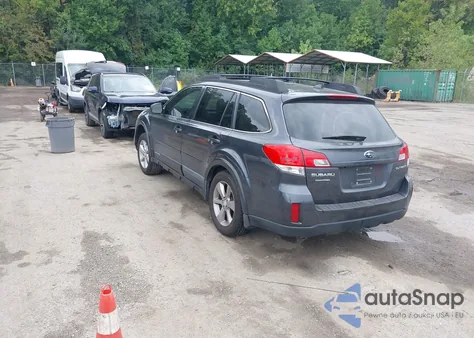 2013 Subaru Outback 2.5I Limited из США, поврежденный, VIN 4S4BRCPC2D3224452